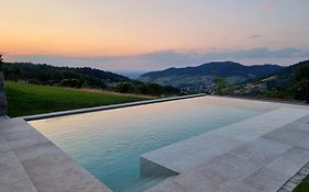 Haus Am Berg Mit Wellnessbereich, Bar Und Panorama